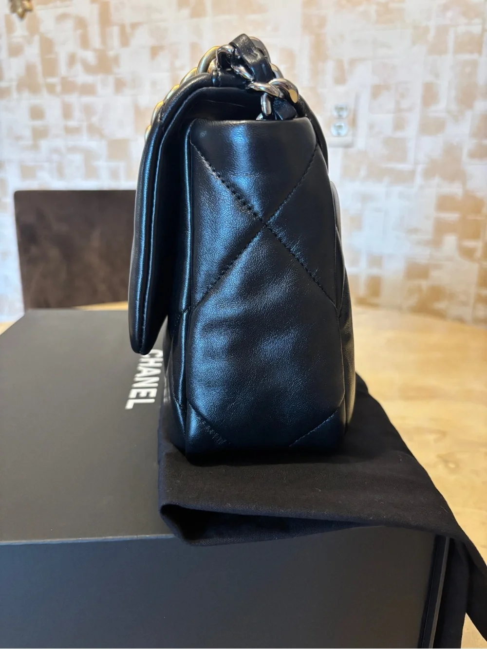 Chanel 19 Handbag. Shiny Lambskin, Gold Tone, Silver-Tone & Ruthenium-Finish